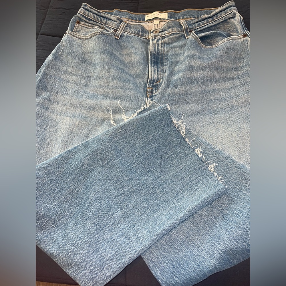 Abercrombie and fitch jeans like new 14 curve love short